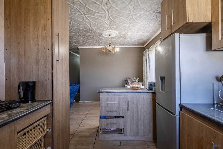 3 Bedroom Property for Sale in Overbaakens Eastern Cape